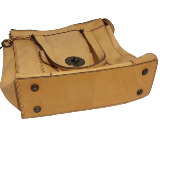 Fossil Mustard Yellow Cowhide Leather Zip Top Key Shoulder Tote Bag - Picture 6 of 8